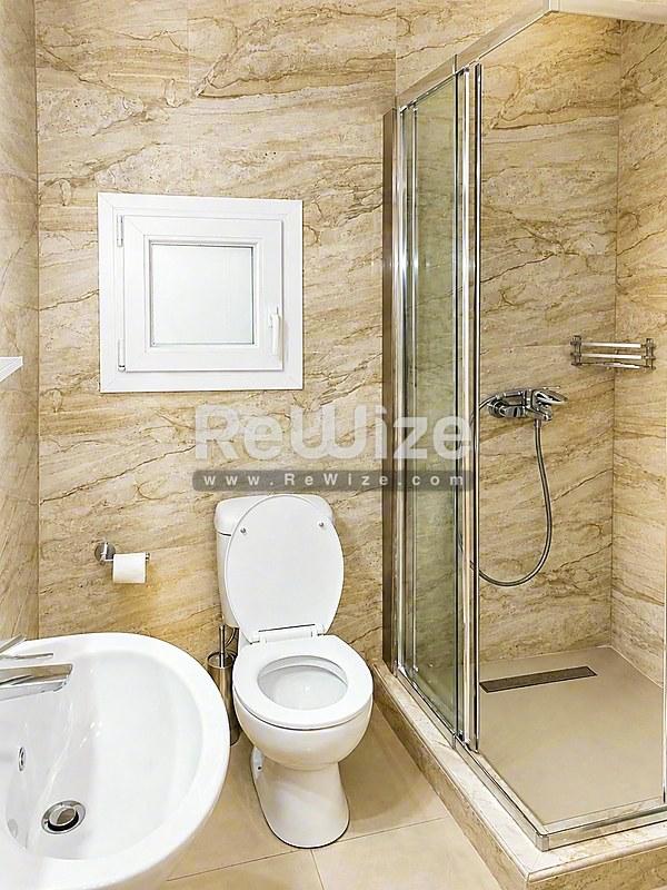 Studio 45 m² in Thessaloniki, bathroom