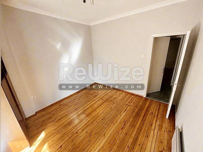 Apartment 100 m² in Thessaloniki, bedroom