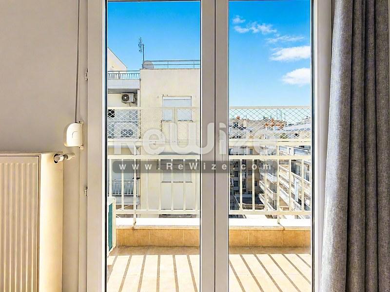 Διαμέρισμα 200 τ.μ. στη Θεσσαλονίκη, μπαλκόνι