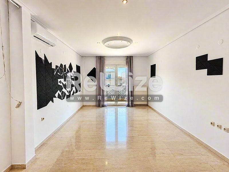 Διαμέρισμα 200 τ.μ. στη Θεσσαλονίκη, σαλόνι