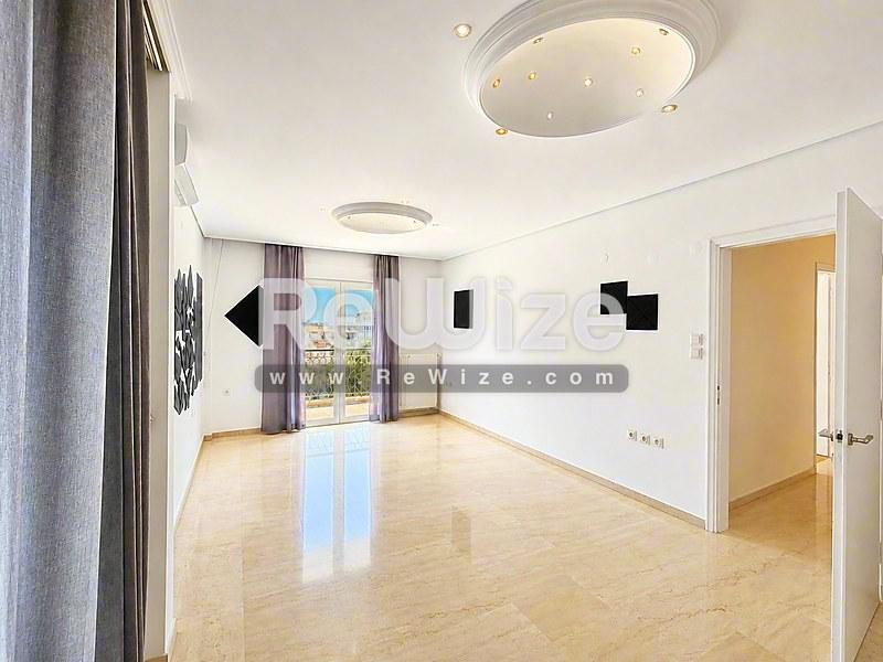 Διαμέρισμα 200 τ.μ. στη Θεσσαλονίκη, σαλόνι