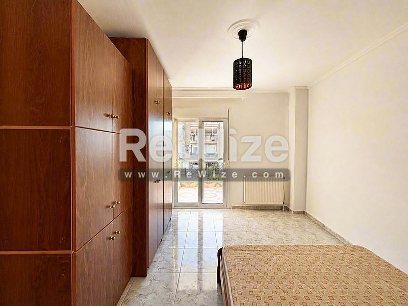 Apartment 92 m² in Thermaikos, bedroom