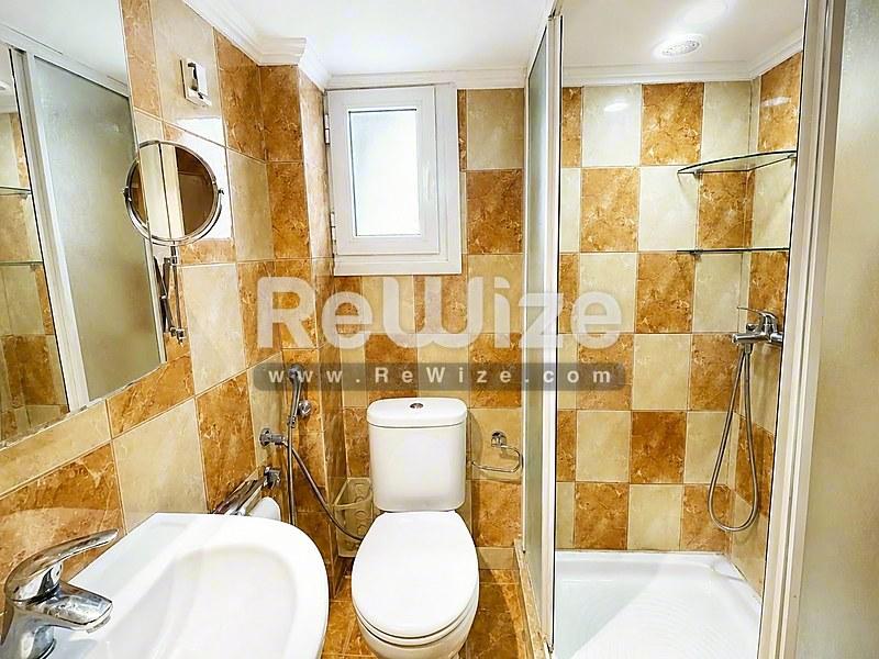 Apartment 73 m² in Thessaloniki, bathroom