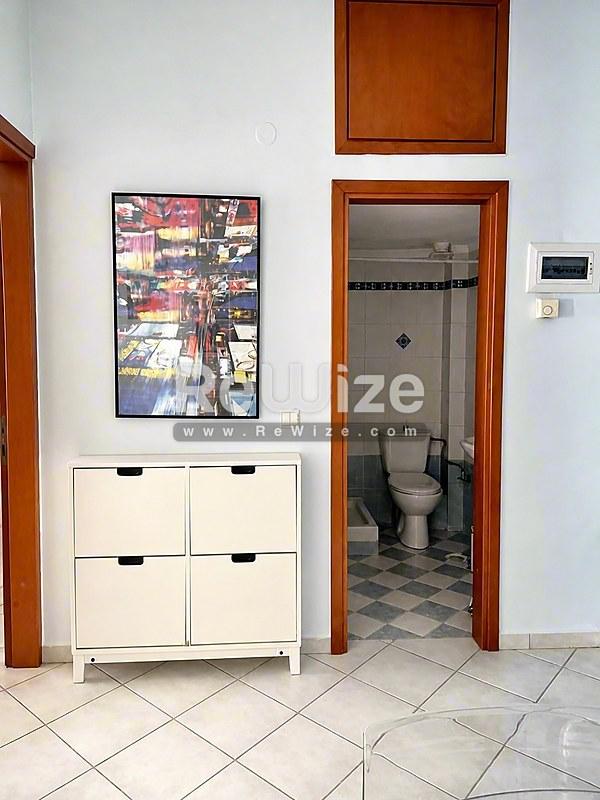 Apartment 52 m² in Thessaloniki, hallway