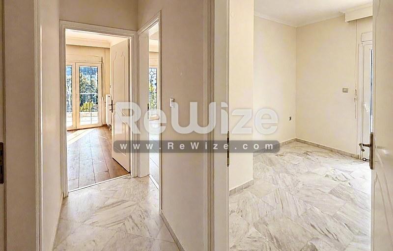 Διαμέρισμα 137 τ.μ. στη Νεάπολη-Συκιές, διάδρομος