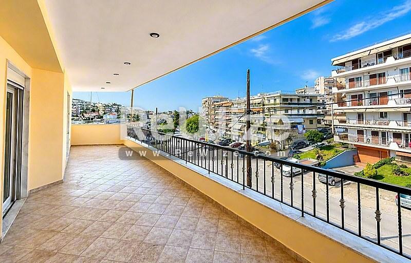 Διαμέρισμα 137 τ.μ. στη Νεάπολη-Συκιές, βεράντα